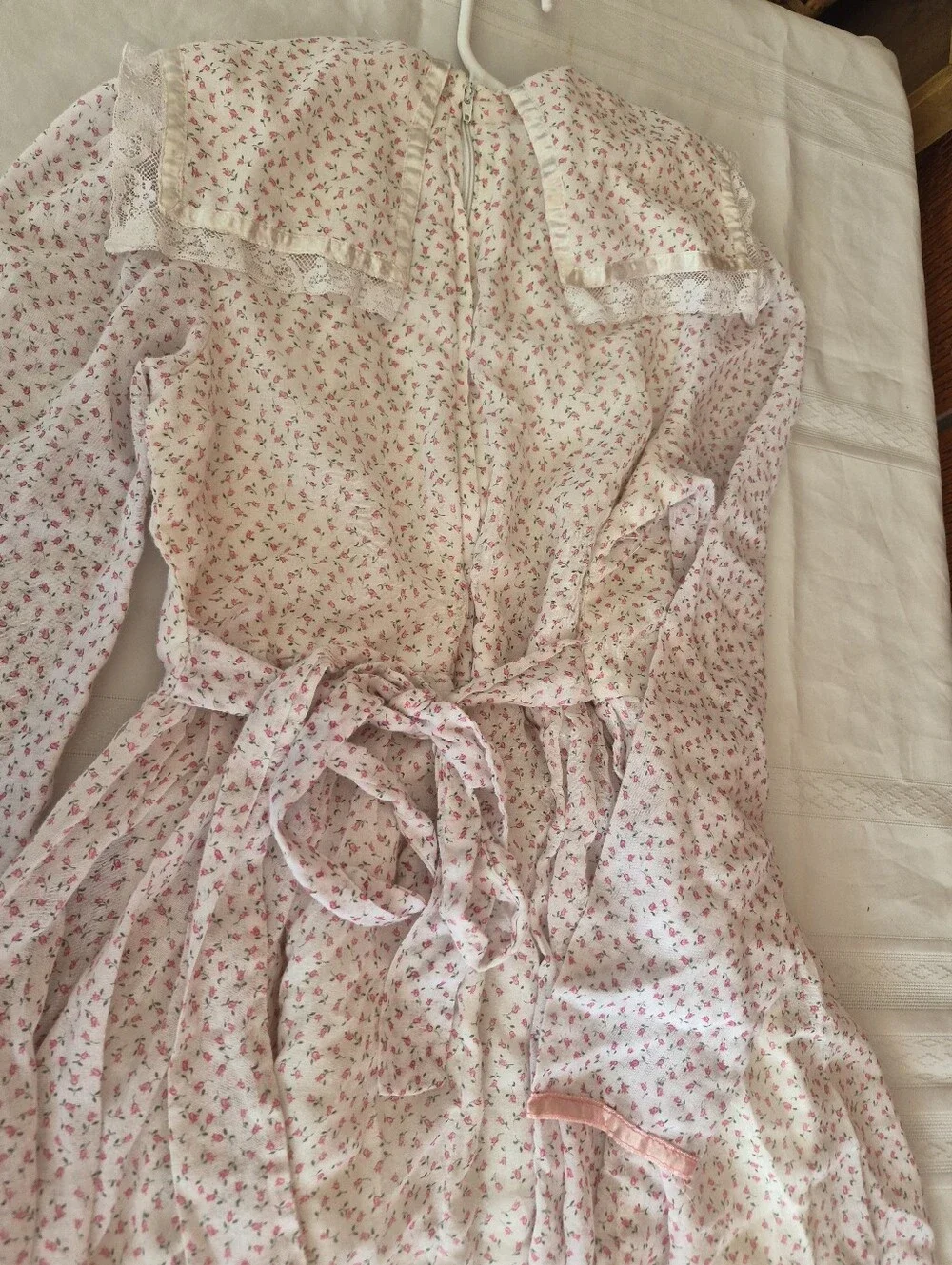 Vintage Gunnesak Girls' Pink Floral Long-Sleeve  Long Dress with Lace Trim